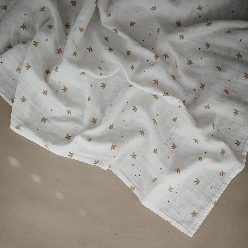 Mushie  Musselin Swaddle  Sparrow - Image 4