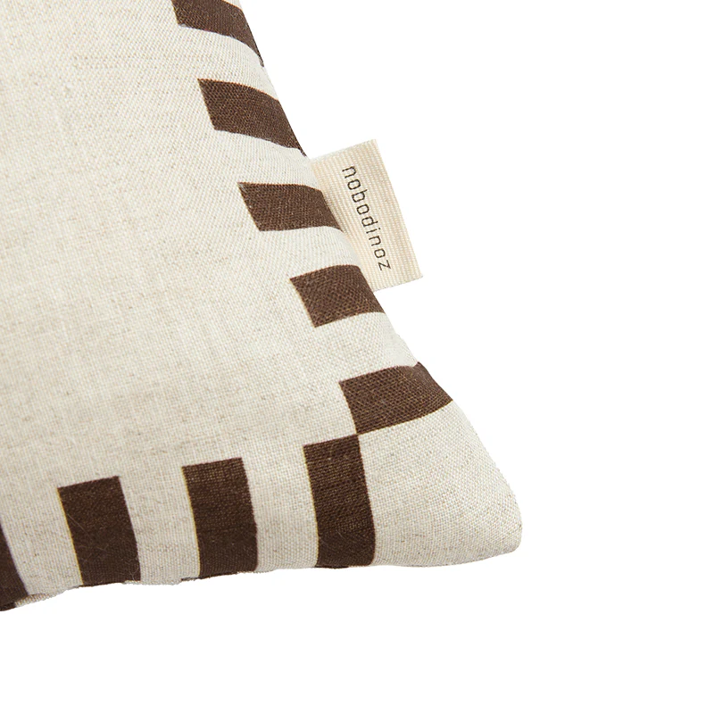 Nobodinoz Kissen aus Leinen 'Vibes' Charcoal Stripes Horse - Image 3