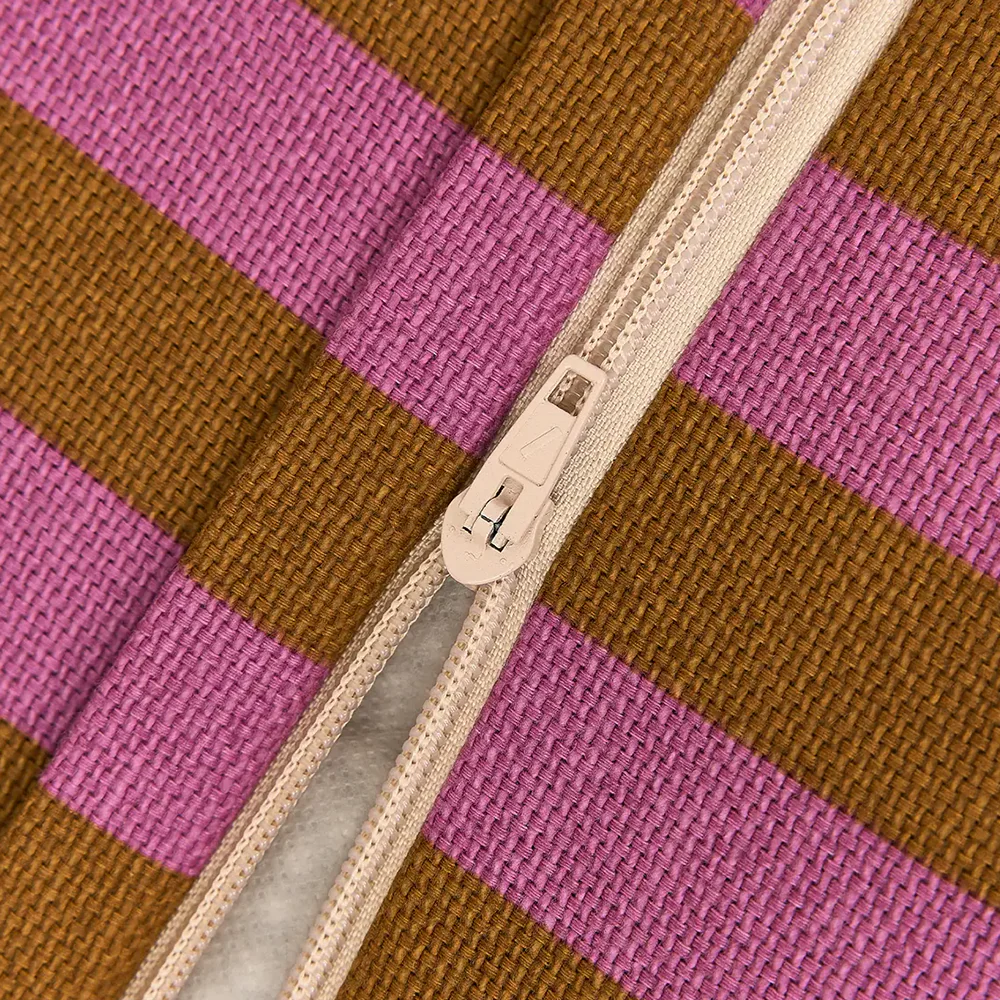 Nobodinoz Sitzsack 'Bliss' Pink Curry Stripes - Image 3