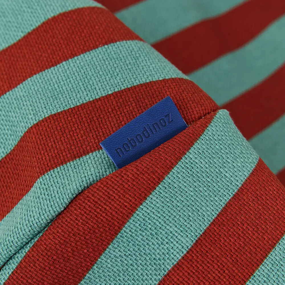 Nobodinoz Sitzsack 'Bliss' Red Teal Green Stripes - Image 3