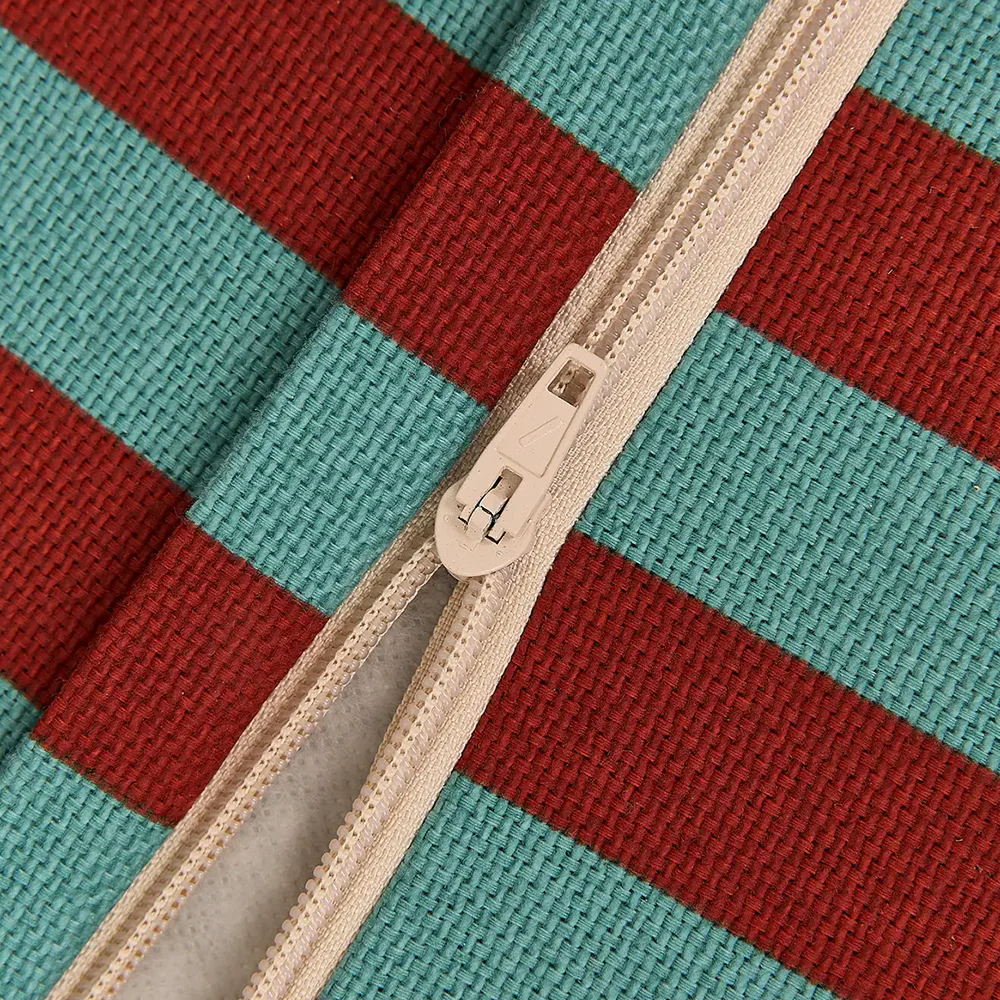 Nobodinoz Sitzsack 'Bliss' Red Teal Green Stripes - Image 4