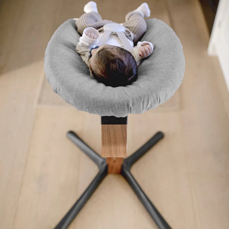 Ausstellungsstück Stokke®  Hochstuhl Nomi® Babyaufsatz Grey/Pink - Image 7