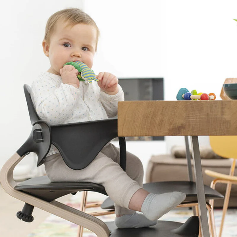Stokke®  Sicherheitsbügel Mini für Hochstuhl Nomi®  Black - Image 2