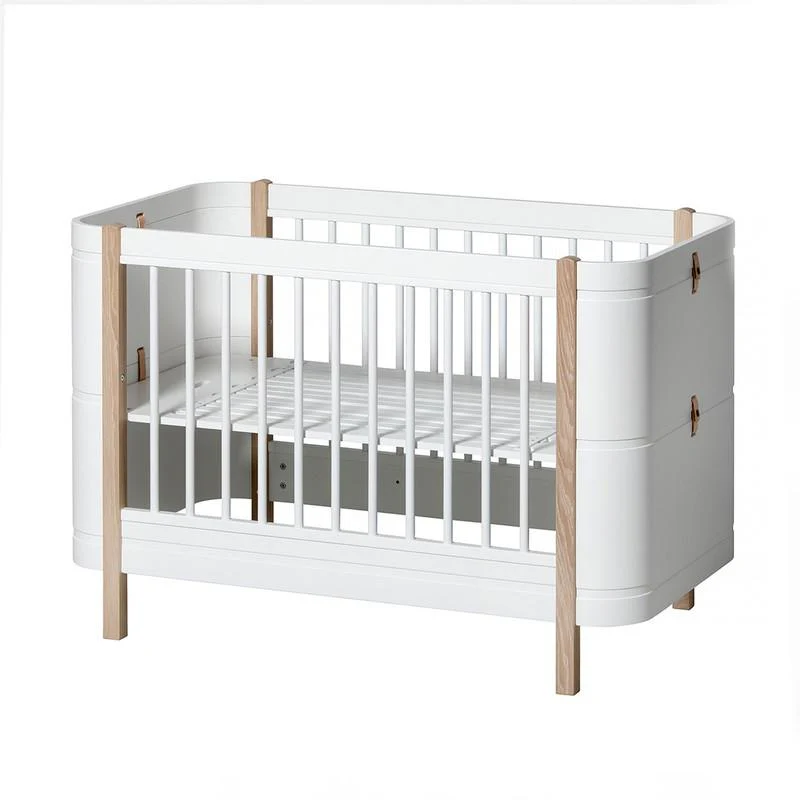 Oliver Furniture  Wood Mini+ Babybett inkl. Umbauset Juniorbett  Weiss/Eiche - Image 3