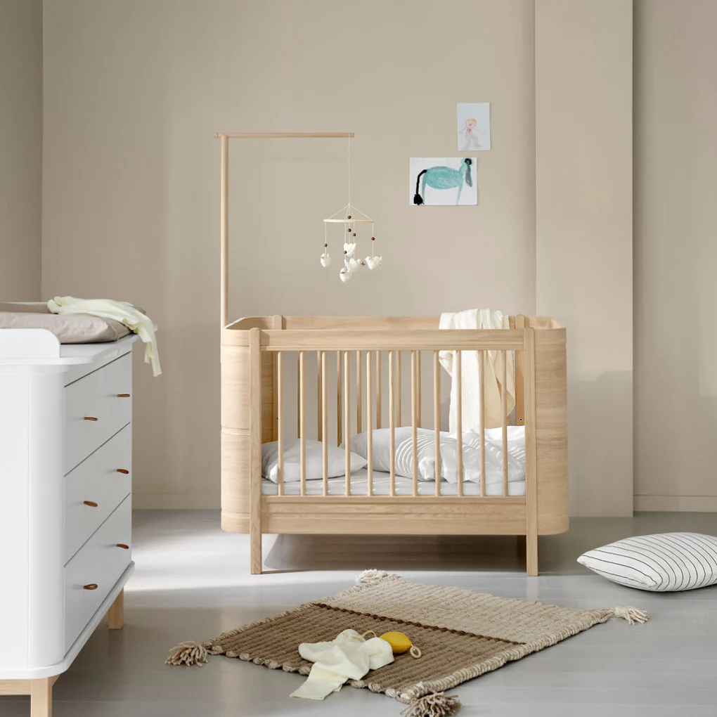 Oliver Furniture  Wood Mini+ Babybett inkl. Umbauset Juniorbett  Eiche - Image 2