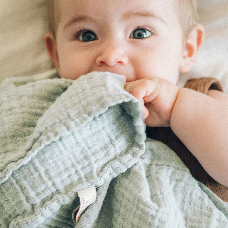 Petit Stellou  Mulltuch Nooshi Cuddle Seafoam - Image 2