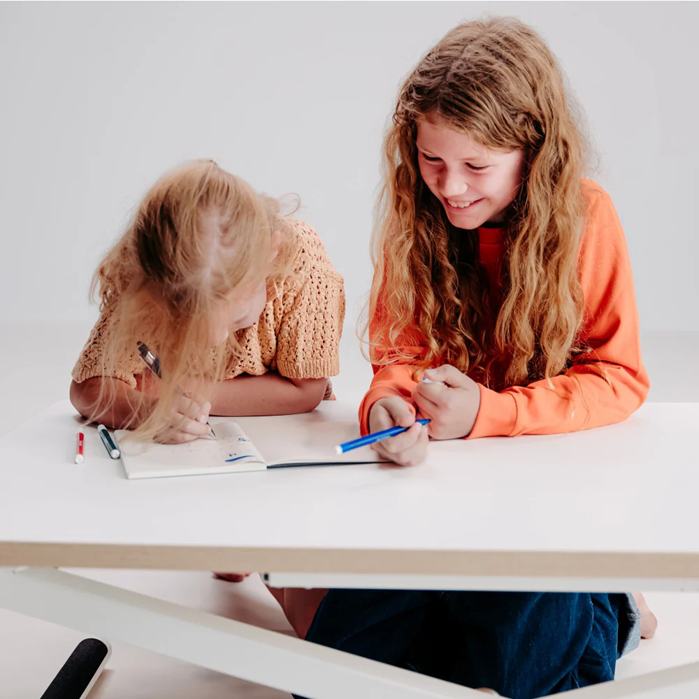 Poptop Höhenverstellbarer Kinderschreibtisch Weiss - Image 25