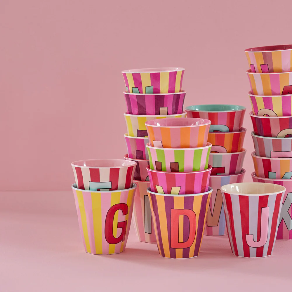 Rice  Melamin Becher Mittel 'Buchstabe S' Multicolor Stripes Pink - Image 3