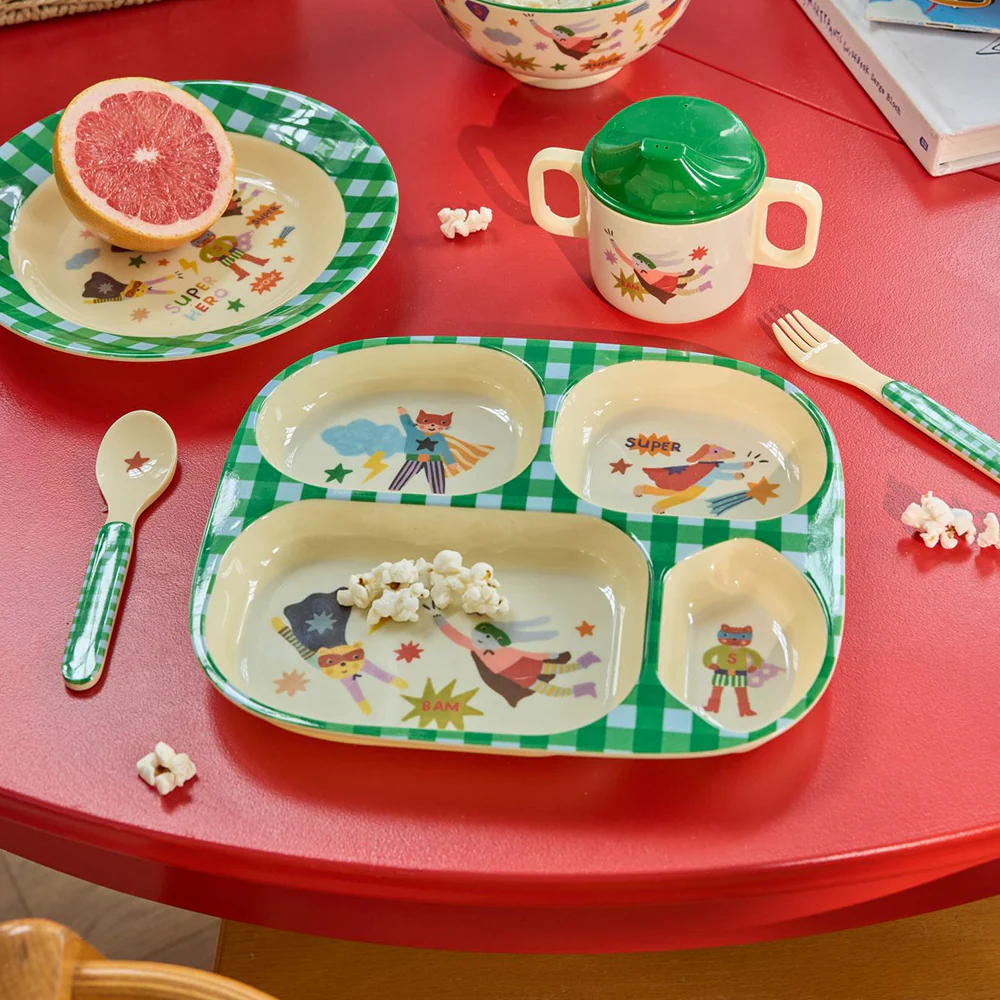 Rice Melamin Kinderteller mit 4 Fächer 'Hero' Green - Image 2