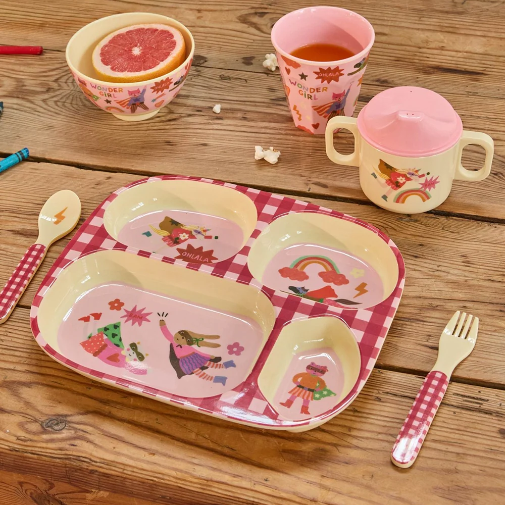 Rice Melamin Kinderteller mit 4 Fächer 'Hero' Pink - Image 2
