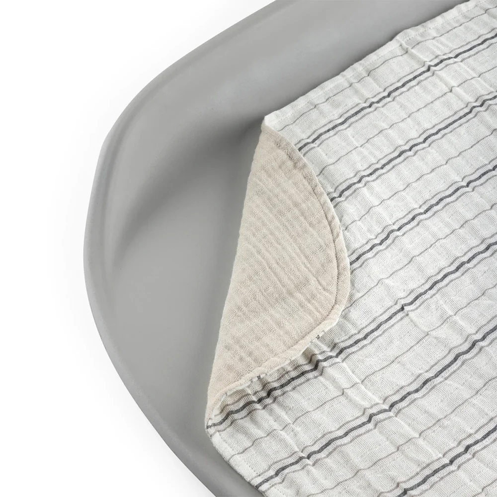 Sebra Musselin Wickelunterlage 2er-Set Cream Stripe - Image 4