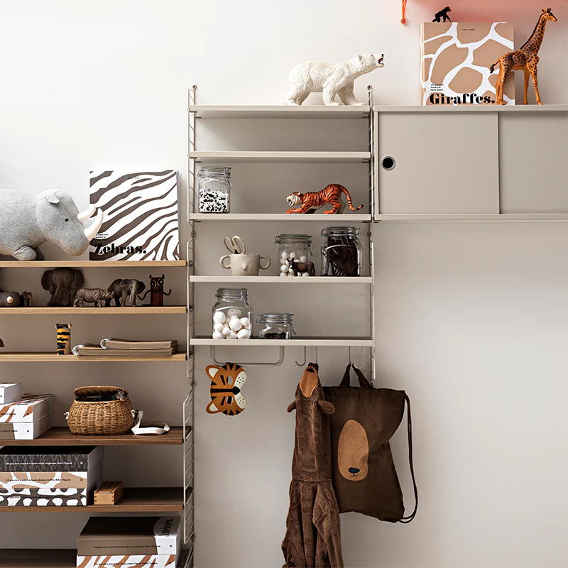 String Furniture Regalboden aus Metall mit niedriger Kante 'System' 78x30 cm Beige - Image 2