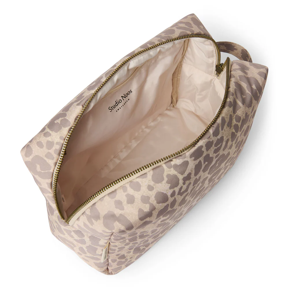 Studio Noos Necessaire 'Puffy' Beige Leopard - Image 2