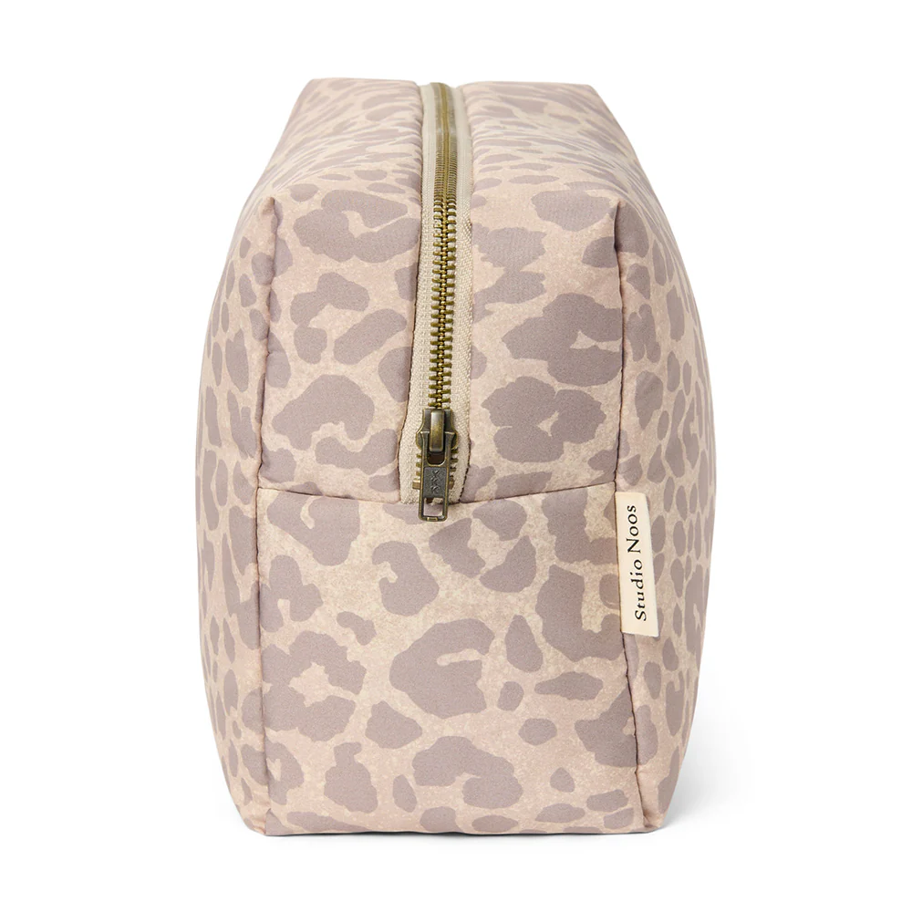Studio Noos Necessaire 'Puffy' Beige Leopard - Image 4