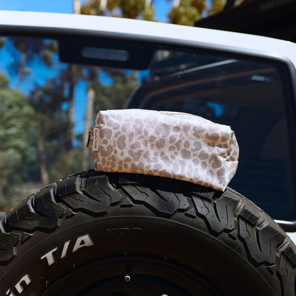 Studio Noos Necessaire  'Puffy Pouch' Beige Leopard - Image 2