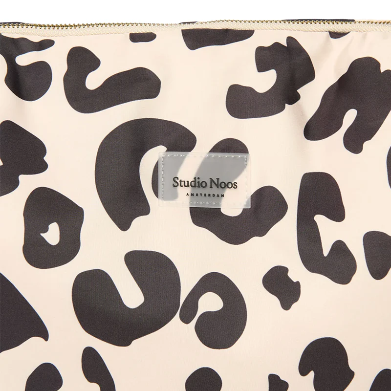 Studio Noos Puffy Wickeltasche 'Holy Cow' - Image 6