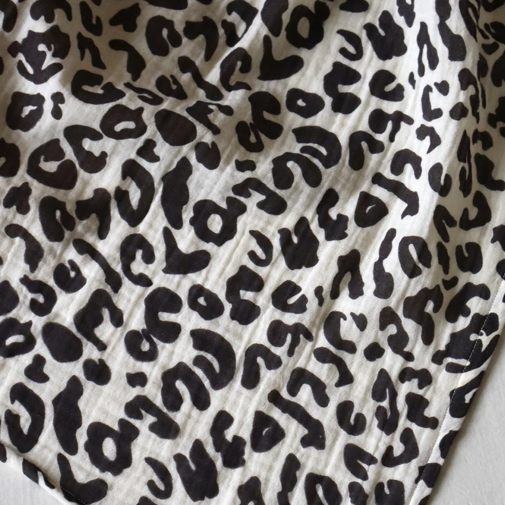 Studio Noos Swaddle 120 x 120 cm Holy Cow - Image 4