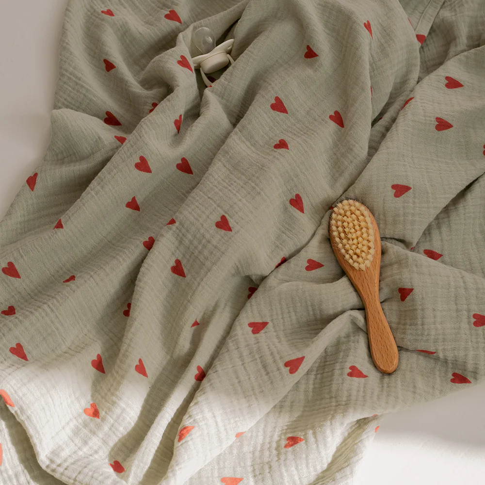 Studio Noos Swaddle 'Hearts' 120 x 120 cm Sage Green - Image 4