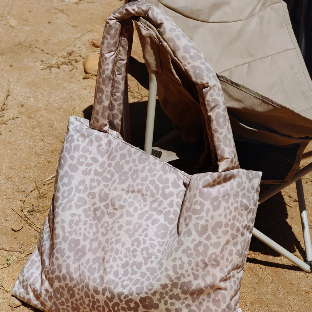 Studio Noos  Tragetasche 'Puffy Mom Bag' Beige Leopard - Image 2