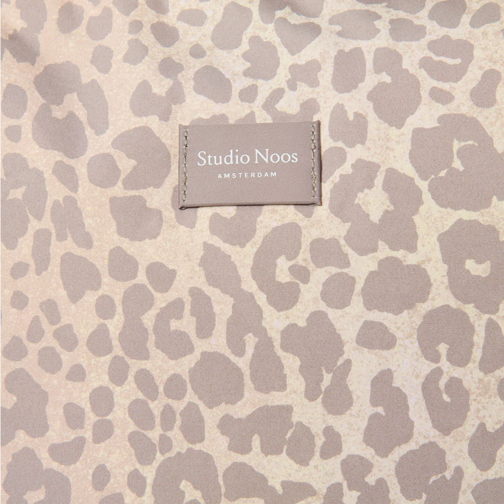Studio Noos Wickeltasche 'Puffy' Beige Leopard - Image 5