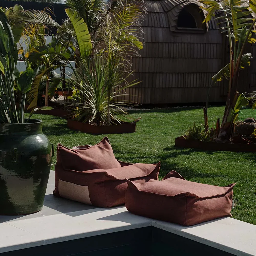 Wigiwama  Outdoor Ottoman Pomegranate - Image 4